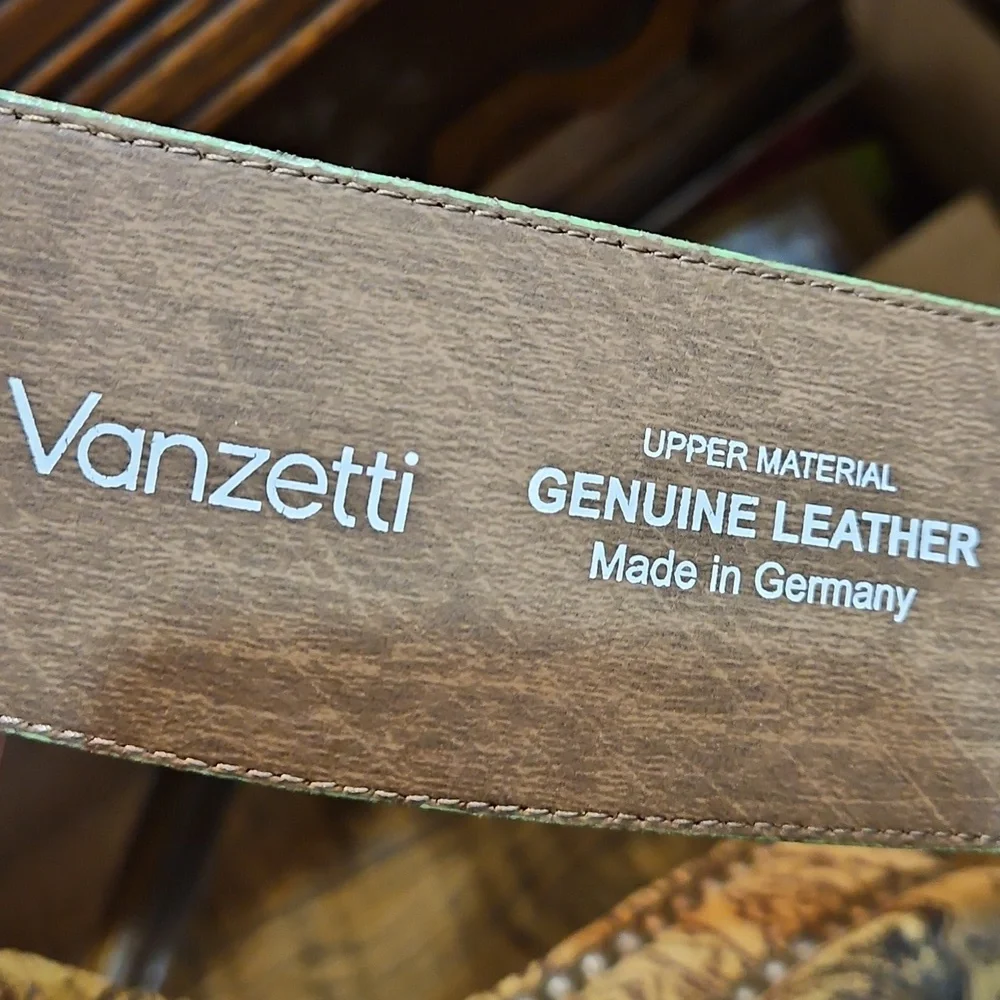 NWT‎ VANZETTI GREEN WIDE GENUINE LEATHER BELT Made In Germany  Size 80 S/M